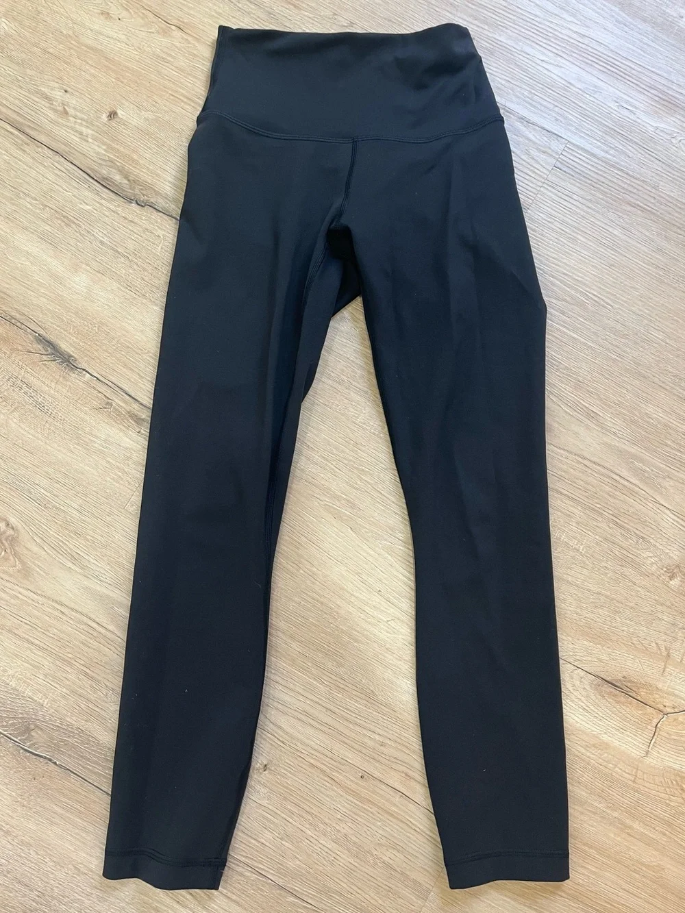 Lululemon Wunder Train Contour Fit High Rise Black Leggings 23” | size 4